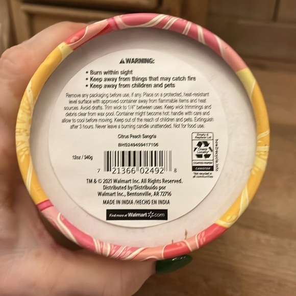 Citrus Peach Sangria Candle New 12 oz - Picture 6 of 7